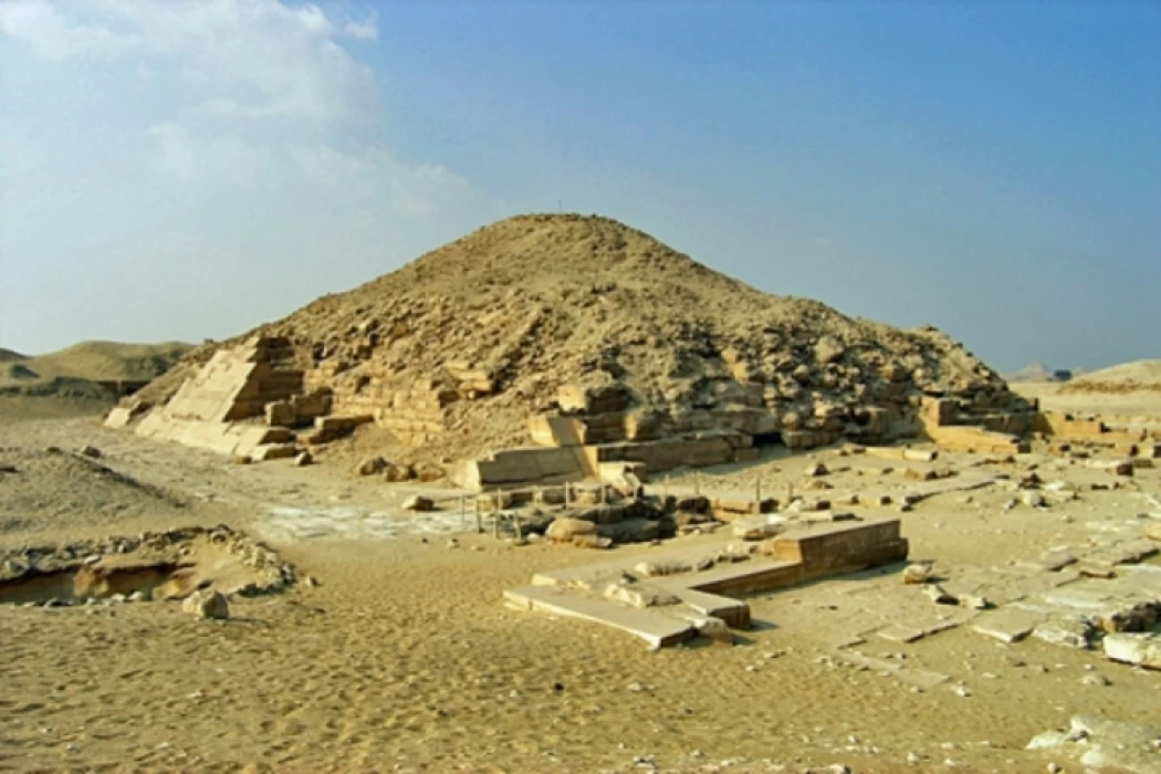 pyramid complex of Unas |  pyramid of Unas facts